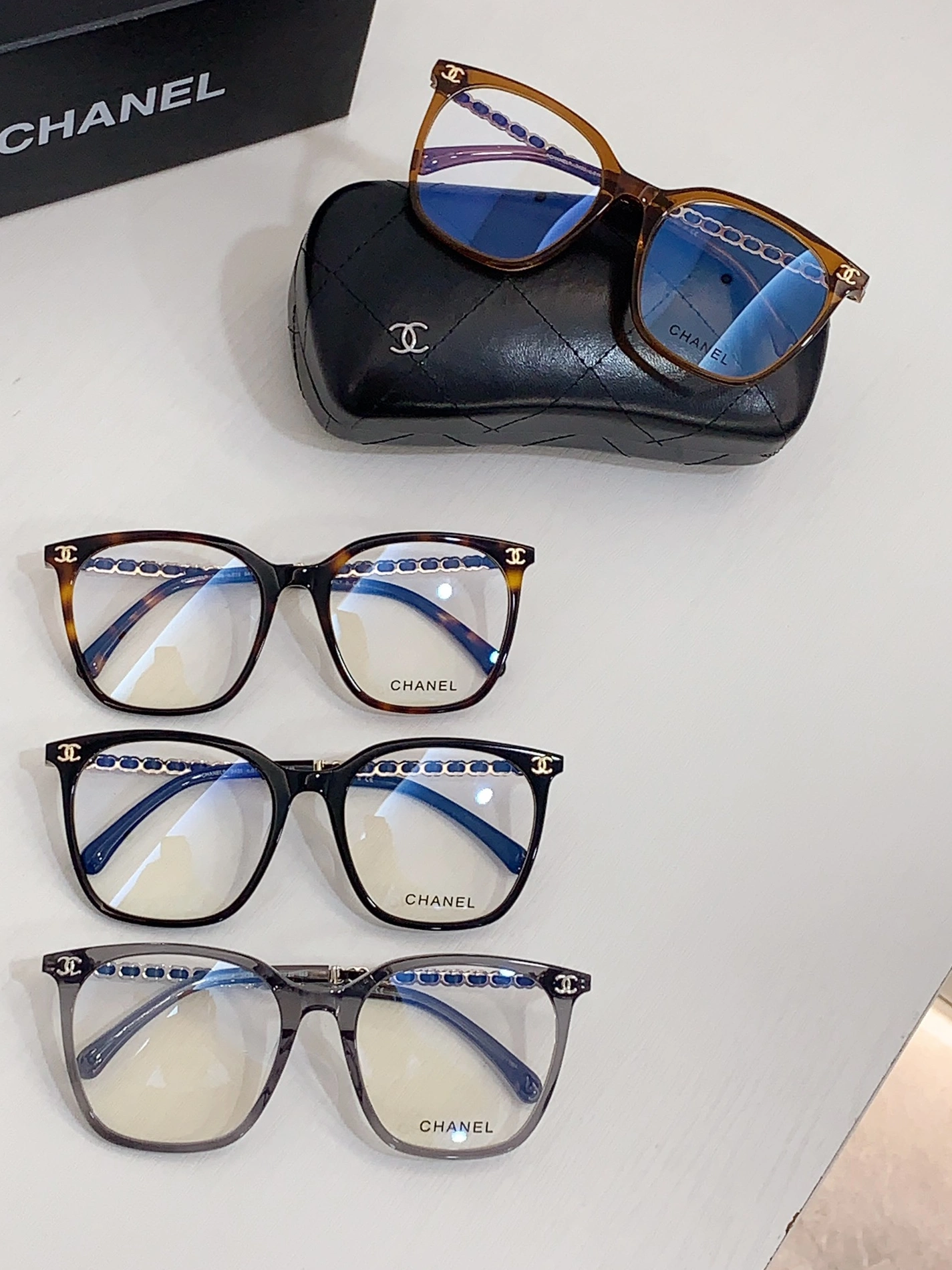 WellDesigned 6942 Chanel Goggles