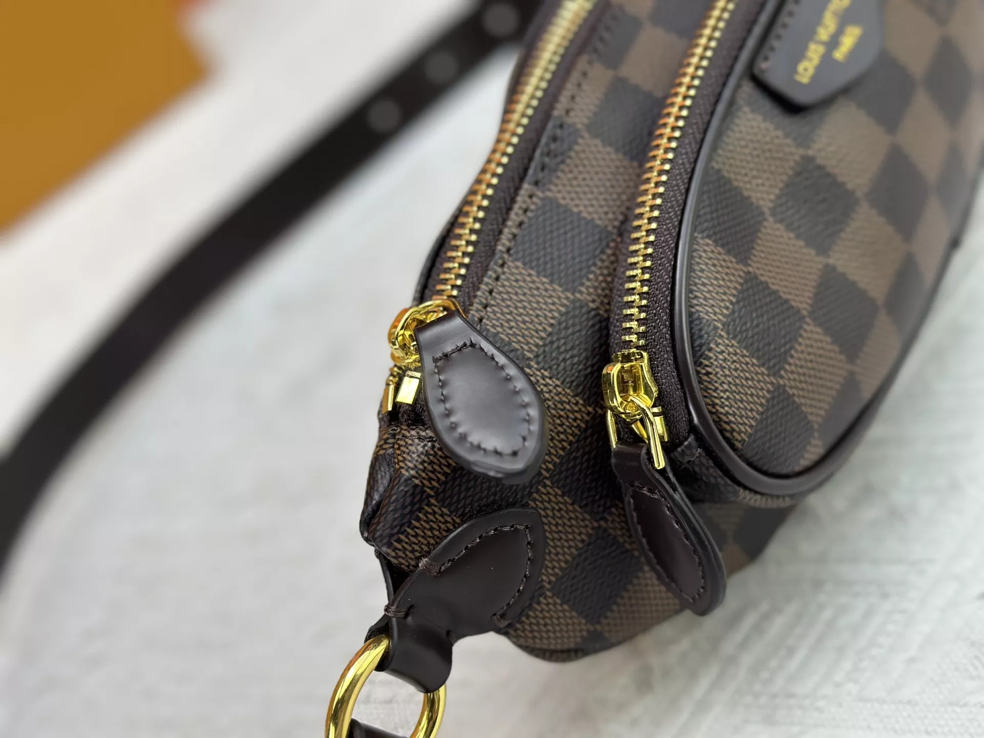 WellDesigned 9139 Louis Vuitton LV AAA Quality Belt Bags - Image 5