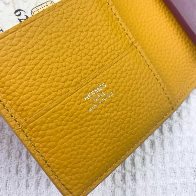 WellDesigned 9303 Hermes Card Case - Image 4