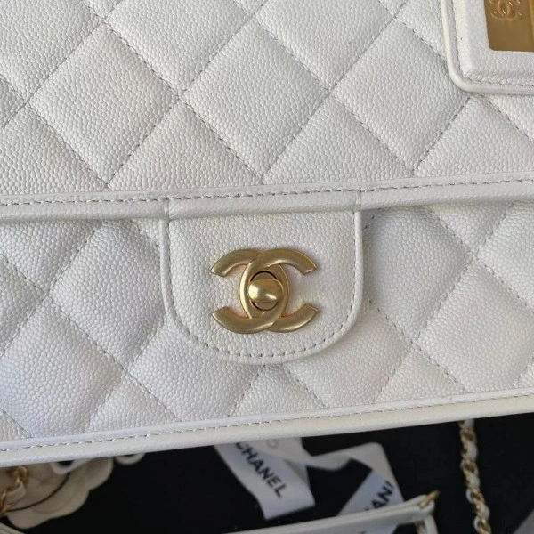 ModernLook CHANEL SMALL FLAP BAG WITH TOP HANDLE 980 - Image 4