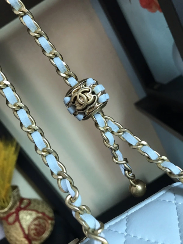 CHANEL SMALL VANITY WITH CHAIN WellDesigned 1261 - Image 8