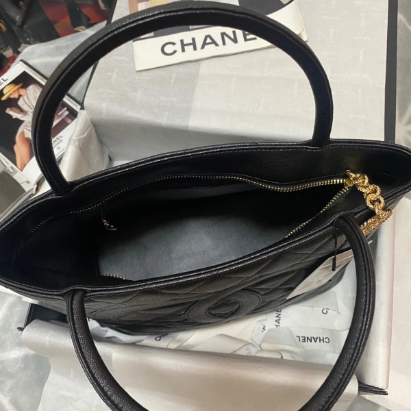 CHANEL VINTAGEP BAG AllSeason 1643 - Image 8