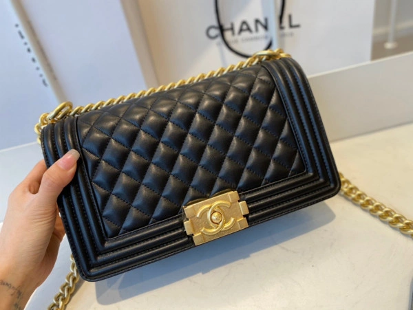 CHANEL BOY BAG 20CM 25CM EasyMatch 250 - Image 3