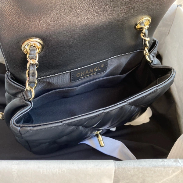 Affordable CHANEL FLAP BAG 664 - Image 9