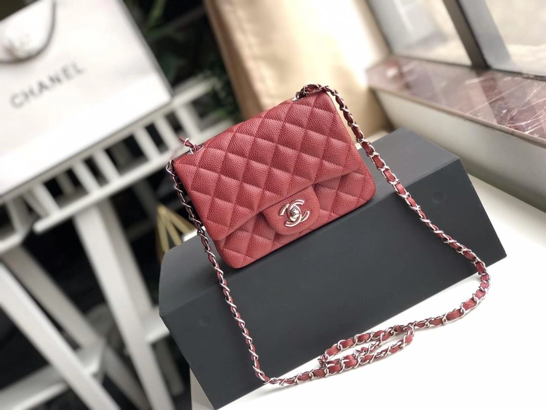 Comfortable CHANEL FLAP BAG 17CM 813 - Image 3