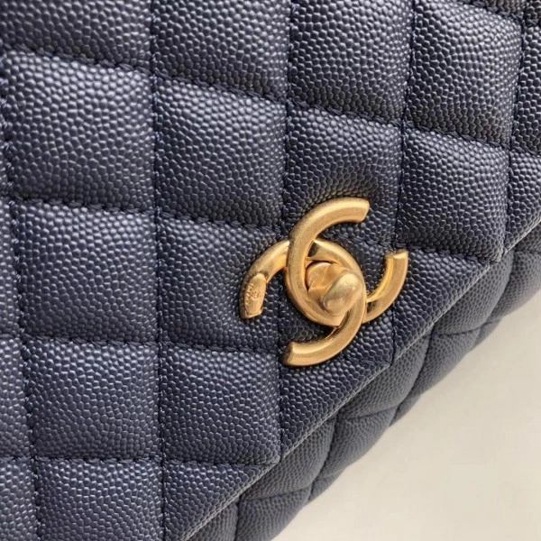 WellDesigned CHANEL COCO HANDLE BAG 1111 - Image 3