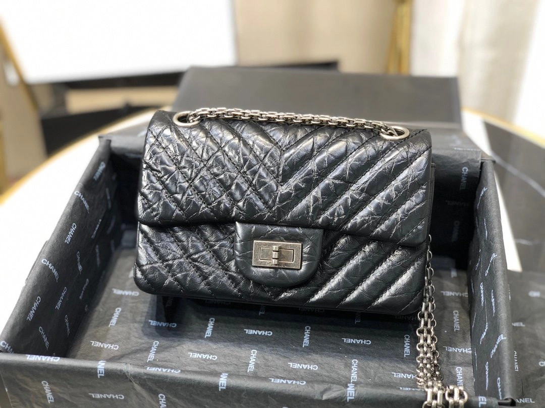 DailyWear CHANEL FLAP BAG 753 - Image 3