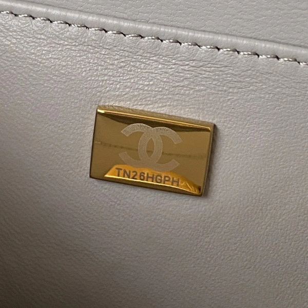 Affordable CHANEL VANITY CASE 1239 - Image 10