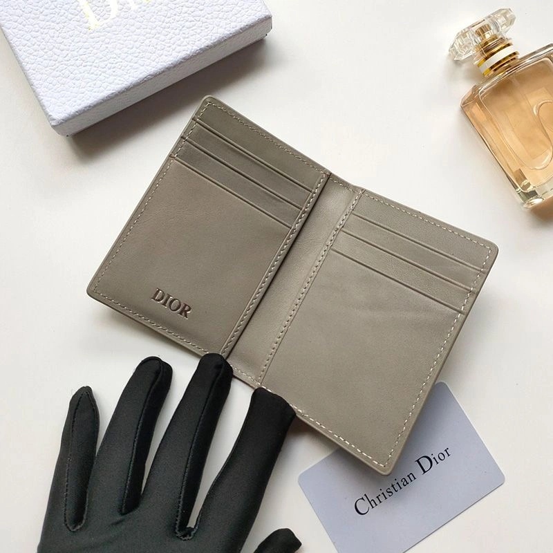 Dior Bi-Fold Card Holder CD Diamond Motif Calfskin Grey - Image 3