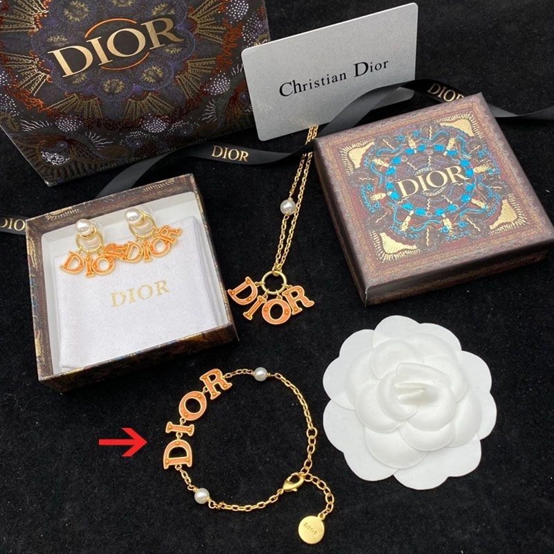 Diorevolution Bracelet Metal, Orange Transparent Resin And White Resin Pearl Gold - Image 4