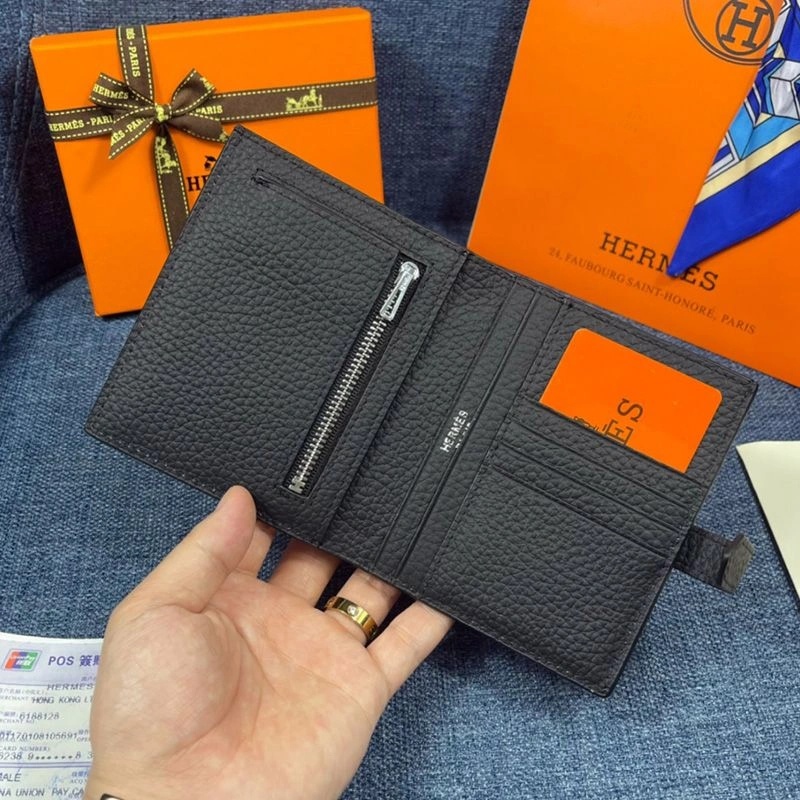 Hermes Bearn Compact Wallet Togo Leather Palladium Hardware In Black - Image 3