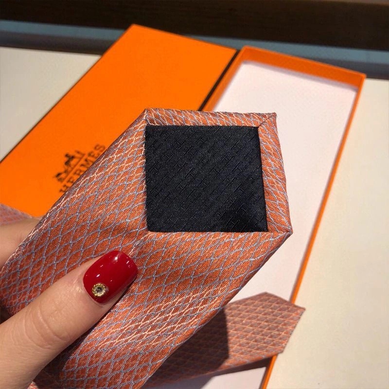 Hermes Crosslines Silk Tie In Orange - Image 4