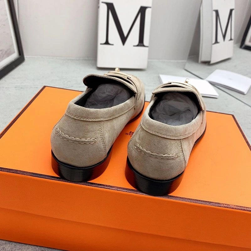 Hermes Destin Loafers Women Suede with Kelly Buckle In Khaki - Image 4