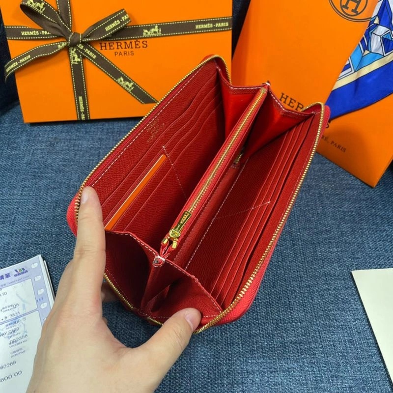 Hermes Evelyne Wallet Epsom Leather Gold Hardware In Red - Image 3