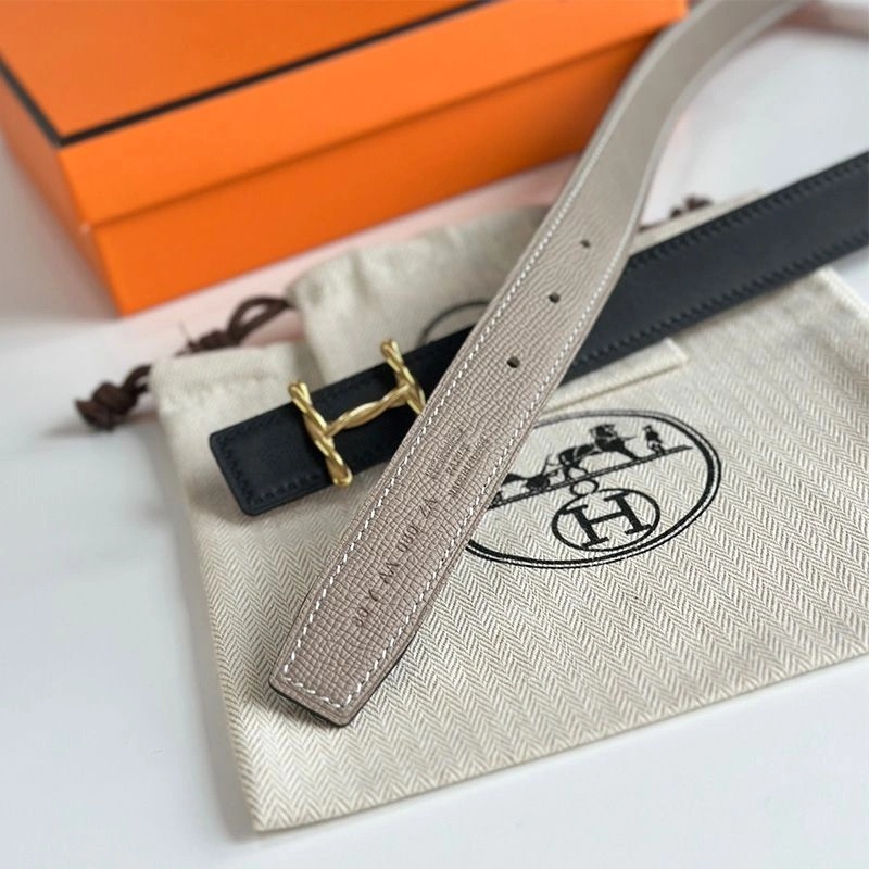 Hermes H Torsade 24 Reversible Belt Leather In Black Grey - Image 4