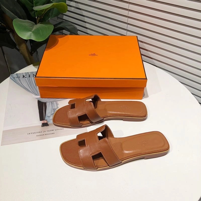 Hermes Oran Slides Women Calfskin In Brown - Image 3