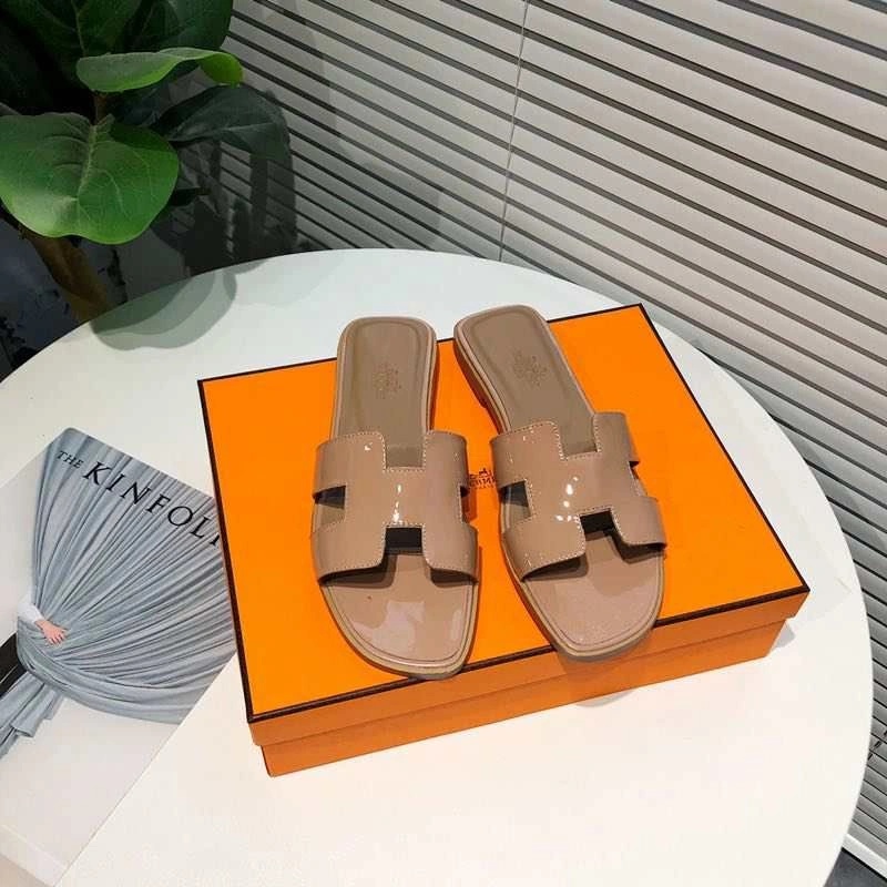 Hermes Oran Slides Women Nappa Leather In Nude - Image 4