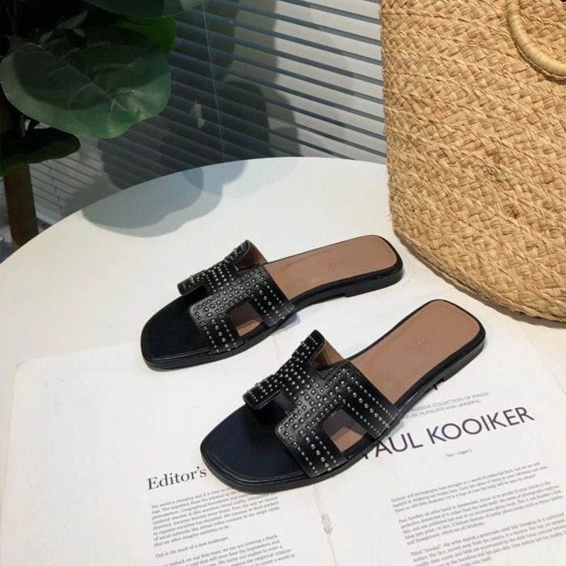 Hermes Oran Slides Women Palladium Studs Calfskin In Black - Image 3