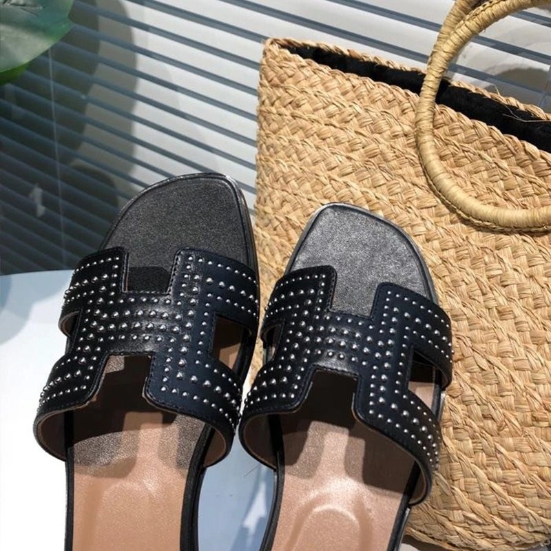 Hermes Oran Slides Women Palladium Studs Calfskin In Black - Image 4