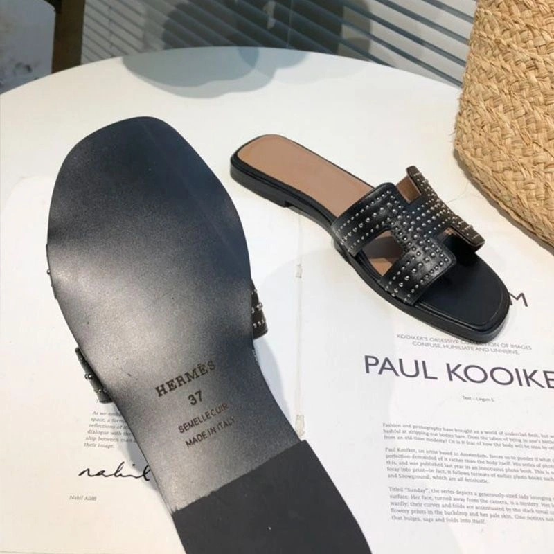 Hermes Oran Slides Women Palladium Studs Calfskin In Black - Image 5