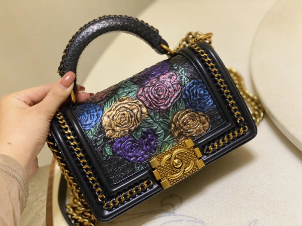 CHANEL BOY BAG 20CM Popular 174 - Image 3