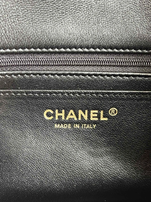 CHANEL FLAP BAG WITH TOP HANDLE-20*12*6cm StreetReady 905 - Image 9