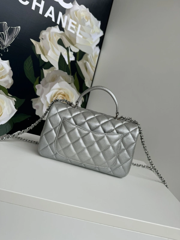 CHANEL FLAP BAG WITH TOP HANDLE-20*12*6cm Affordable 922 - Image 3