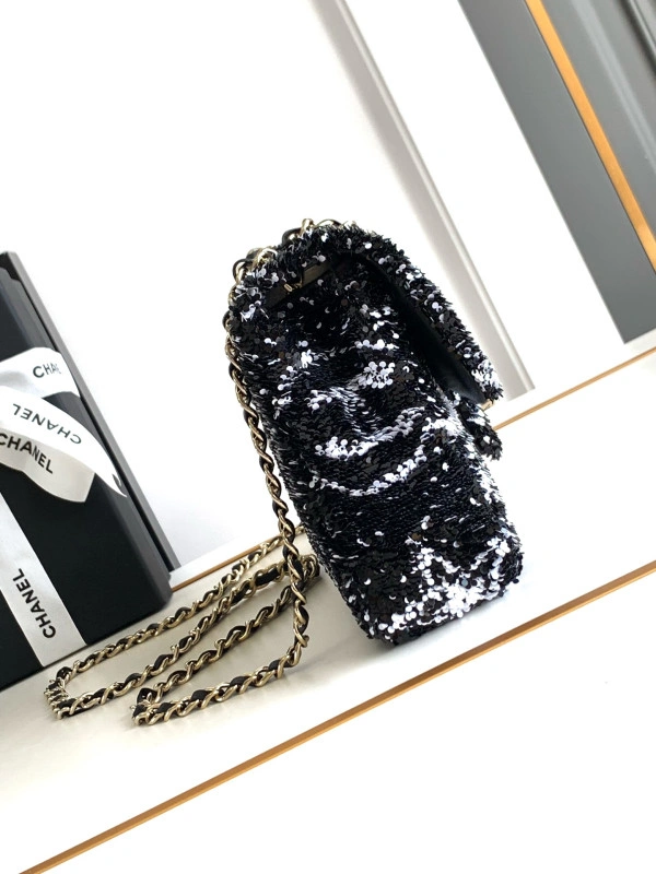 CHANEL FLAP BAG 20CM Popular 284 - Image 3